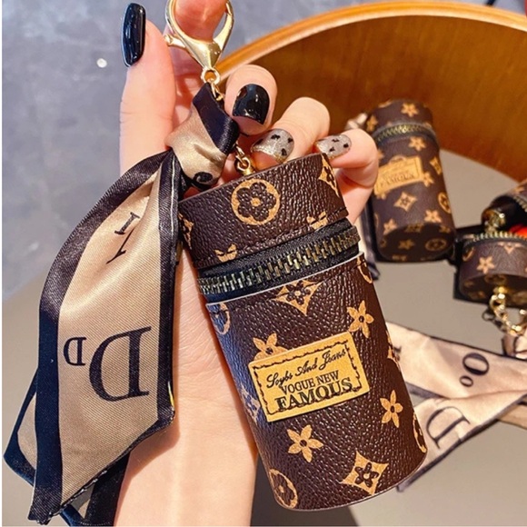 💝Boutique 🌺Luxury Inspired🔑Keychain🤎 - Picture 2 of 6